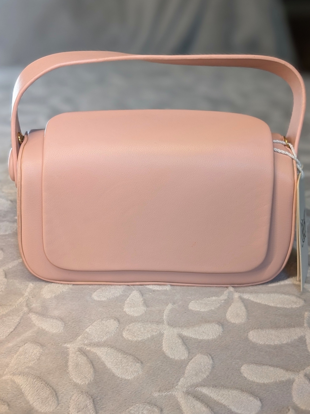 🌸 NWT Vegan Leather Purse 🌸